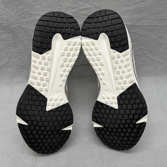 Nike Running Shoes Womens Size 9.5 Beige Tan Comfort Footbed Athletic HM9593-100 - Picture 9 of 9